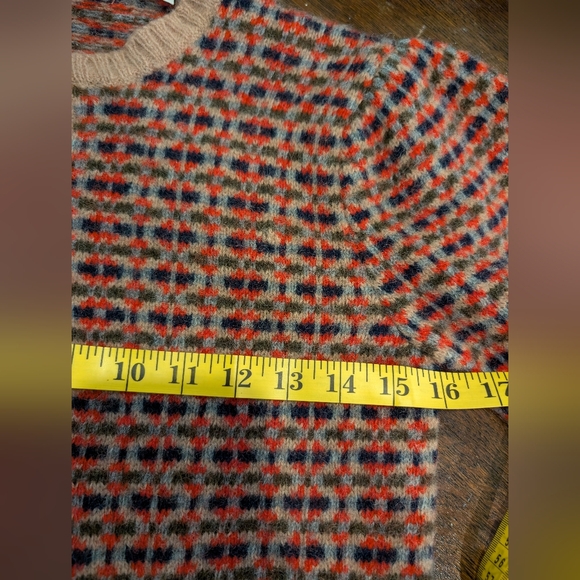 Vintage Puff Sleeve 100% Shetland Wool Cardigan, Size:Small, Color:Tan,Red&Blue - Picture 8 of 9